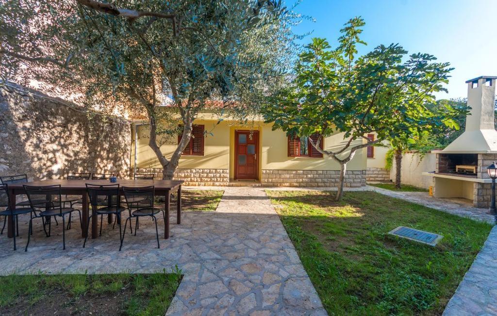Kuca Za Odmor Villa Sveti Filip i Jakov Bagian luar foto
